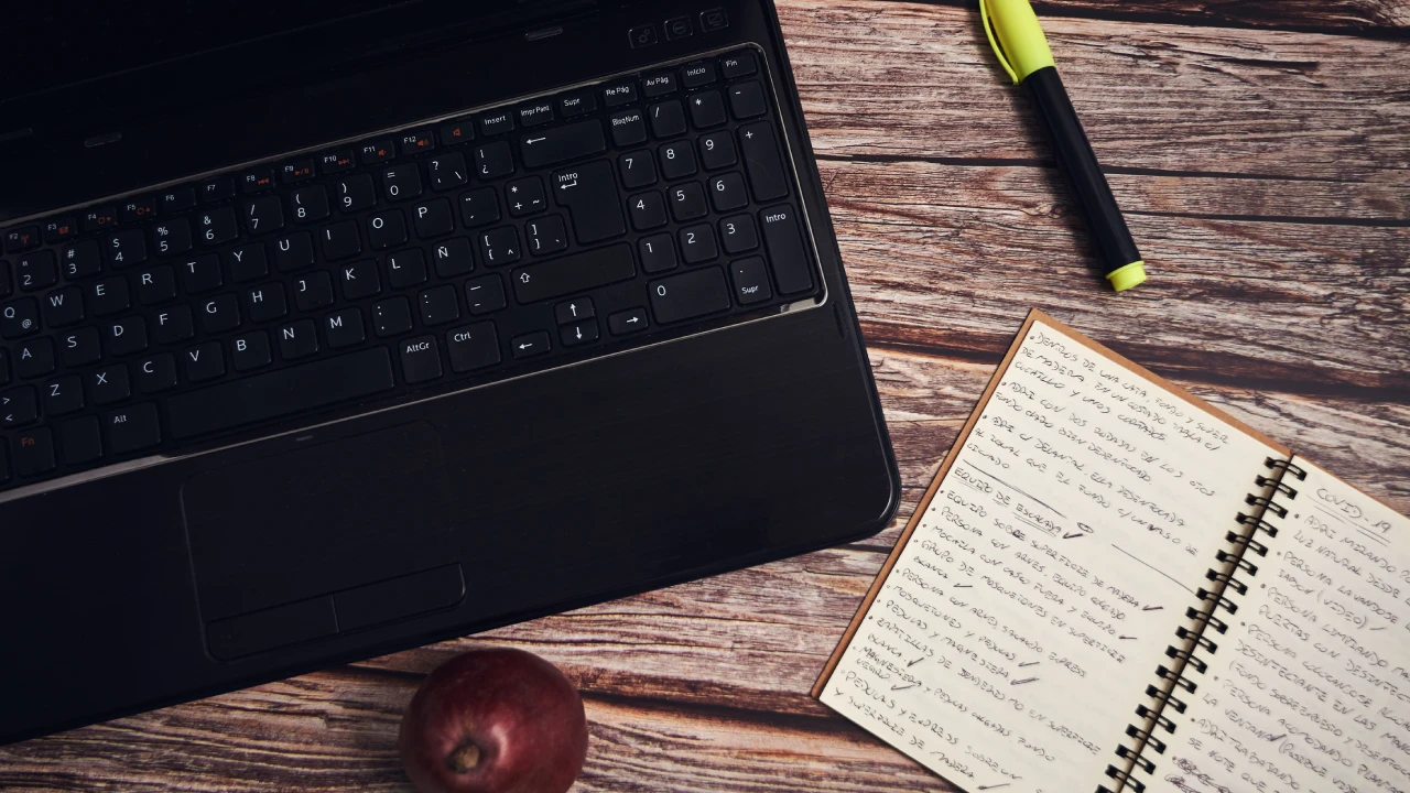 Prompt per copywriting e scrittura creativa: guida semplice per contenuti efficaci